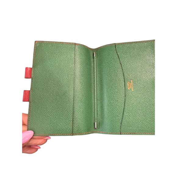 Hermes Agenda Cover Red & Green! Box Included! - Picture 3 of 3